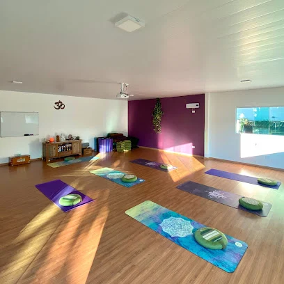 CEPY - Centro de Estudos e Práticas de Yoga
