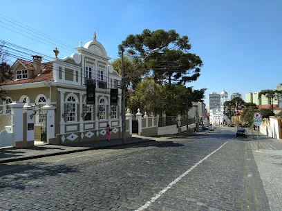 Galeria de Arte Um Lugar ao Sol