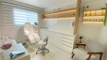 Podóloga Josiane Rodrigues e Equipe Curitiba